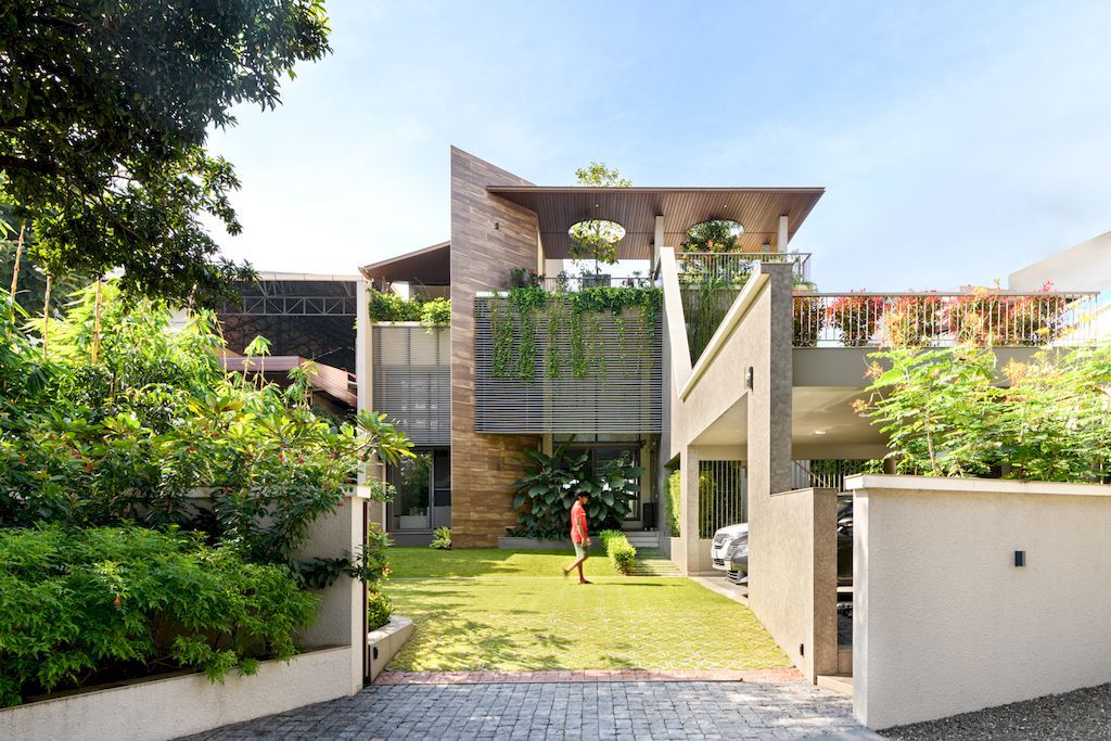 Anvar Residence with Beautiful Landscape in India by Silpi Architects 2