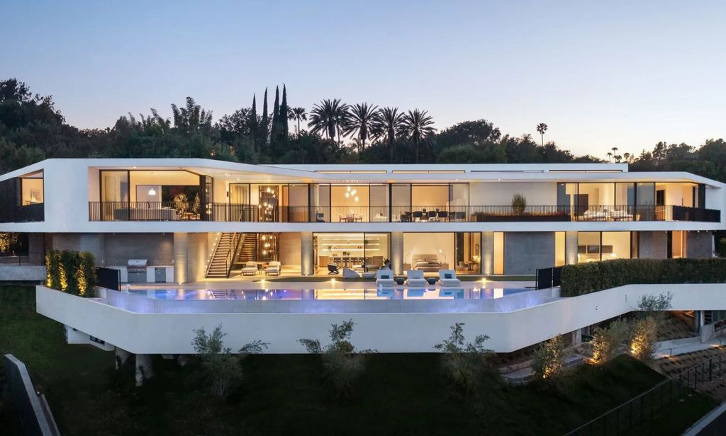 The Architectural Home in Bel Air is a masterwork home by Viewpoint Collection, positioned on one of East Gate Bel Air's finest streets now available for sale. This home located at 638 Siena Way, Los Angeles, California