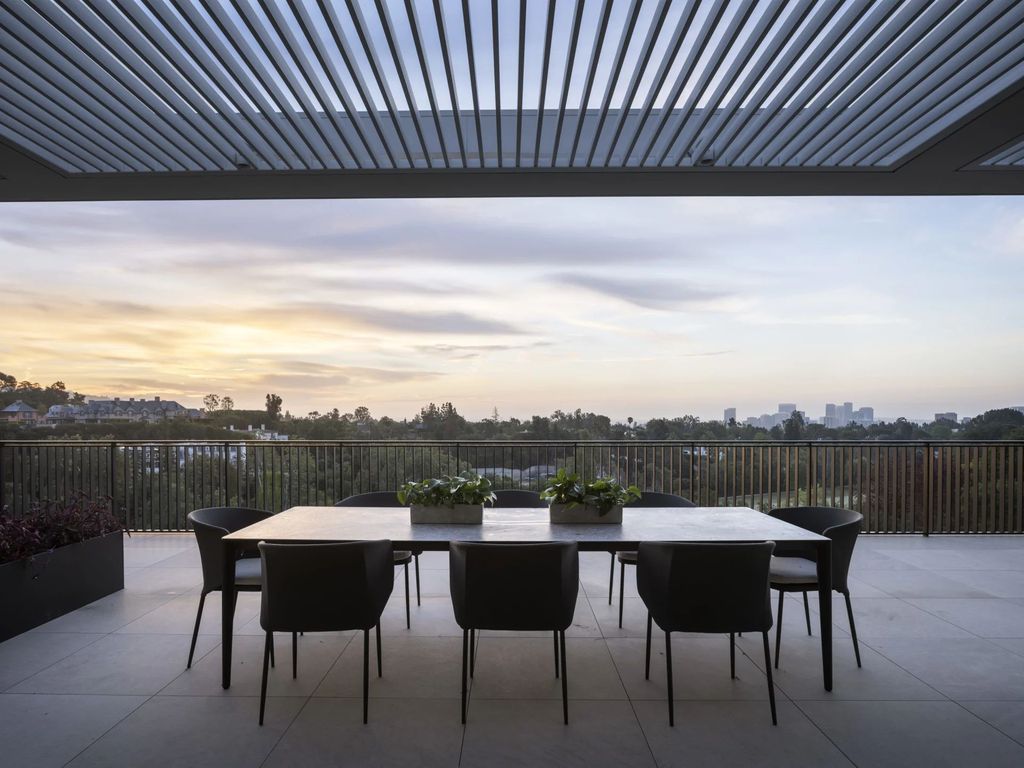 The Architectural Home in Bel Air is a masterwork home by Viewpoint Collection, positioned on one of East Gate Bel Air's finest streets now available for sale. This home located at 638 Siena Way, Los Angeles, California