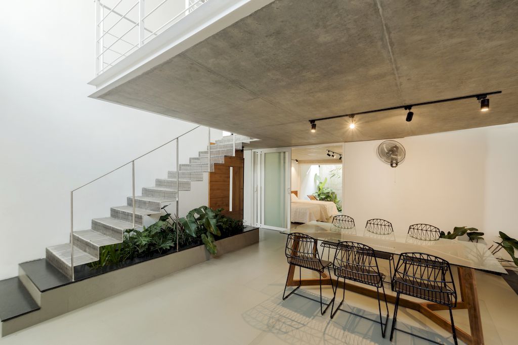 Buoyant Hue House, Simple yet Modern Home by Mindspark Architects