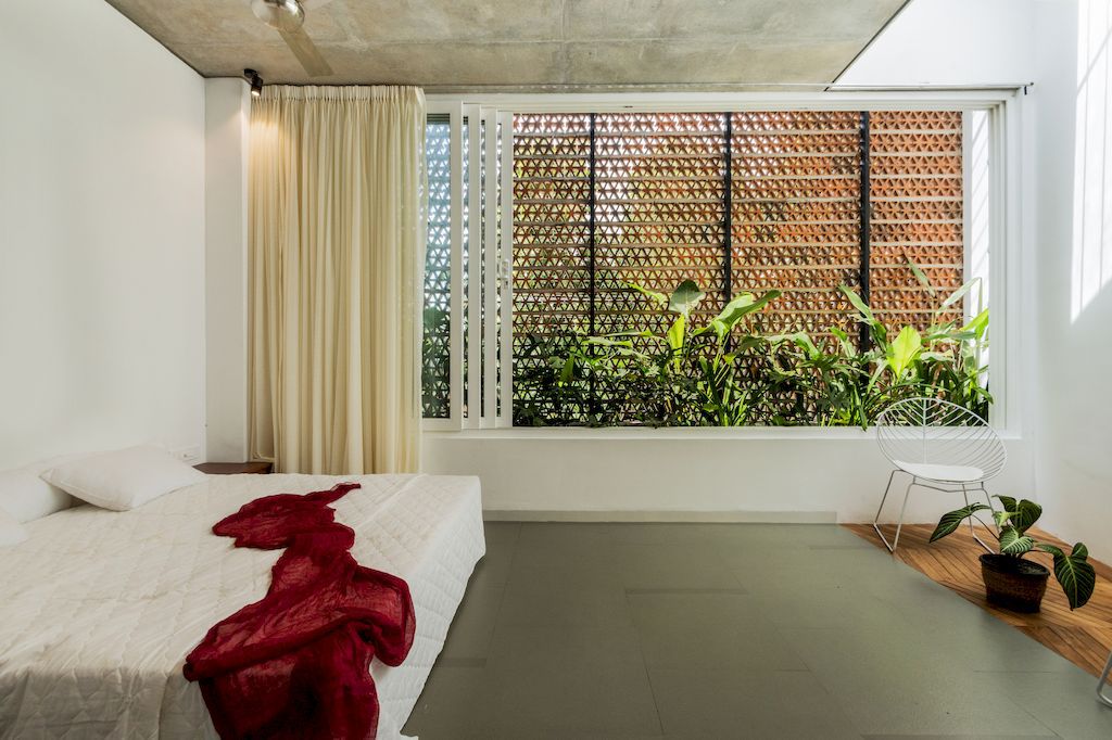 Buoyant Hue House Simple yet Modern Home by Mindspark Architects 20