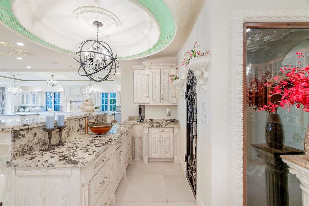 The Residence in Richmond is an exceptional grand-scale luxury residence with beautiful landscape, now available for sale. This home located at 4311 Tucker Ave, Richmond, BC V7C 1L9, Canada