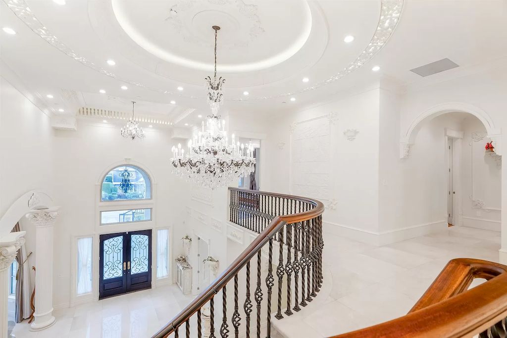 The Residence in Richmond is an exceptional grand-scale luxury residence with beautiful landscape, now available for sale. This home located at 4311 Tucker Ave, Richmond, BC V7C 1L9, Canada