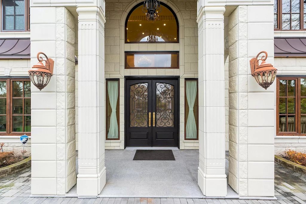 The Residence in Richmond is an exceptional grand-scale luxury residence with beautiful landscape, now available for sale. This home located at 4311 Tucker Ave, Richmond, BC V7C 1L9, Canada