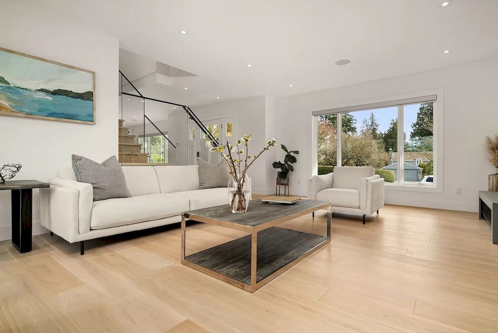 The Property in Vancouver is a spectacular luxury home has the convenience of today’s most up-to-date technology, now available for sale. This home located at 6145 Collingwood St, Vancouver, BC V6N 1T5, Canada