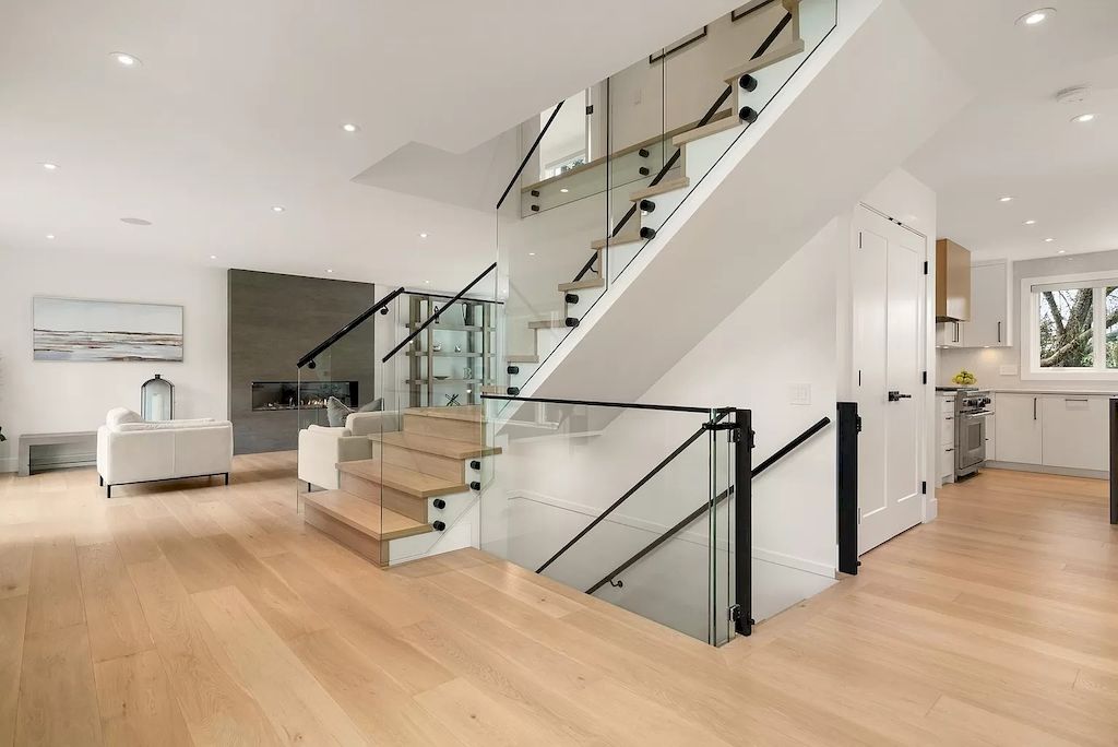 The Property in Vancouver is a spectacular luxury home has the convenience of today’s most up-to-date technology, now available for sale. This home located at 6145 Collingwood St, Vancouver, BC V6N 1T5, Canada