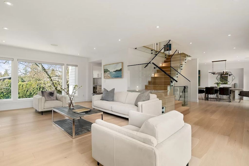 The Property in Vancouver is a spectacular luxury home has the convenience of today’s most up-to-date technology, now available for sale. This home located at 6145 Collingwood St, Vancouver, BC V6N 1T5, Canada