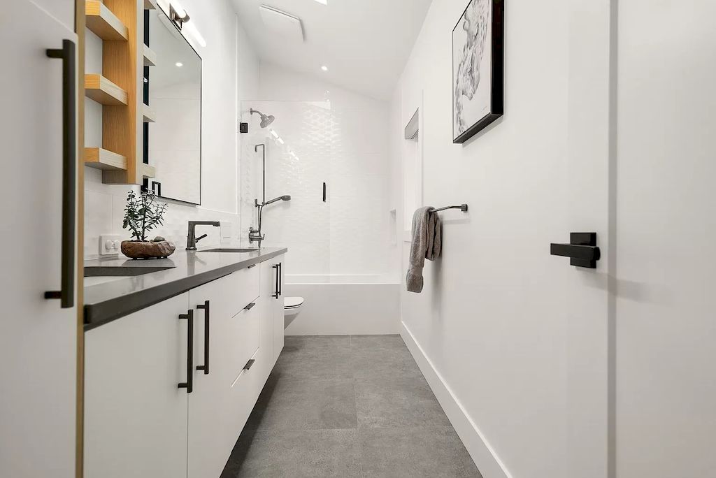 The Property in Vancouver is a spectacular luxury home has the convenience of today’s most up-to-date technology, now available for sale. This home located at 6145 Collingwood St, Vancouver, BC V6N 1T5, Canada