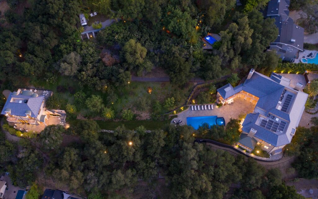 The Home in Studio City is one of a kind compound designed with the highest level of form and function in mind now available for sale. This home located at 3911 Oeste Ave, Studio City, California