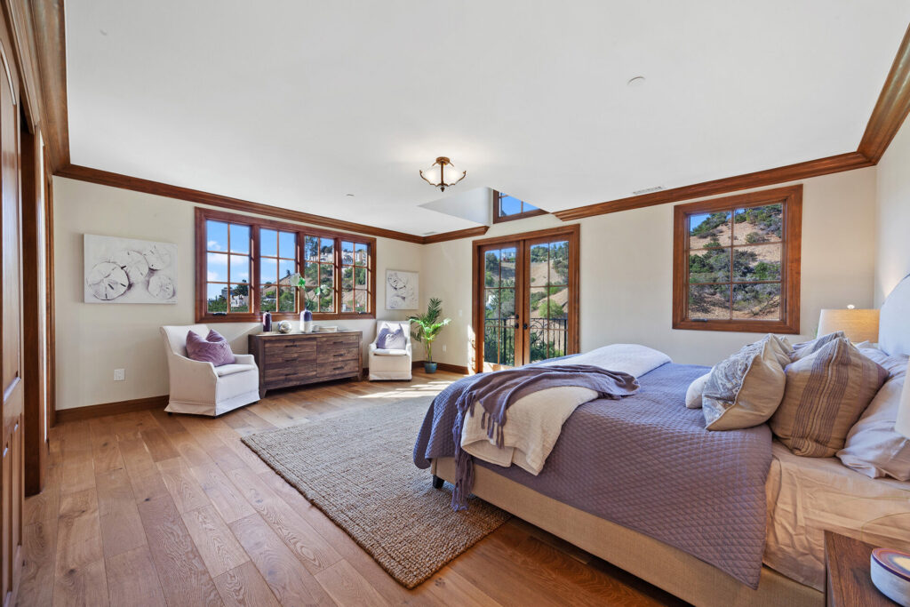 The Home in Studio City is one of a kind compound designed with the highest level of form and function in mind now available for sale. This home located at 3911 Oeste Ave, Studio City, California