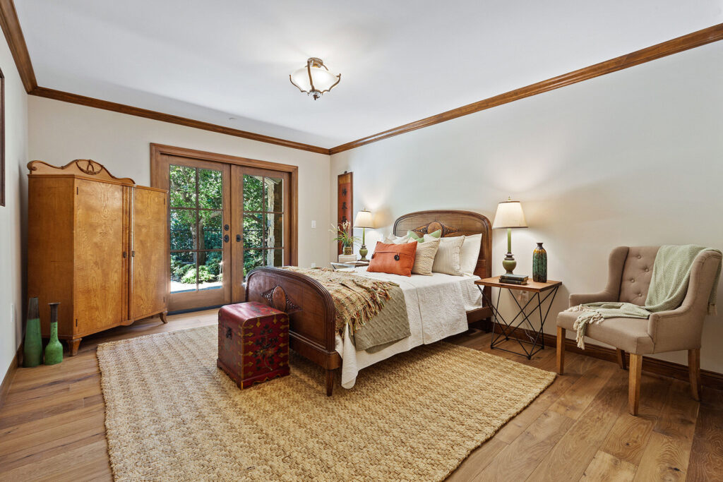 The Home in Studio City is one of a kind compound designed with the highest level of form and function in mind now available for sale. This home located at 3911 Oeste Ave, Studio City, California