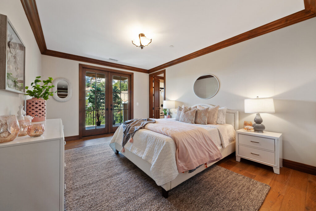 The Home in Studio City is one of a kind compound designed with the highest level of form and function in mind now available for sale. This home located at 3911 Oeste Ave, Studio City, California