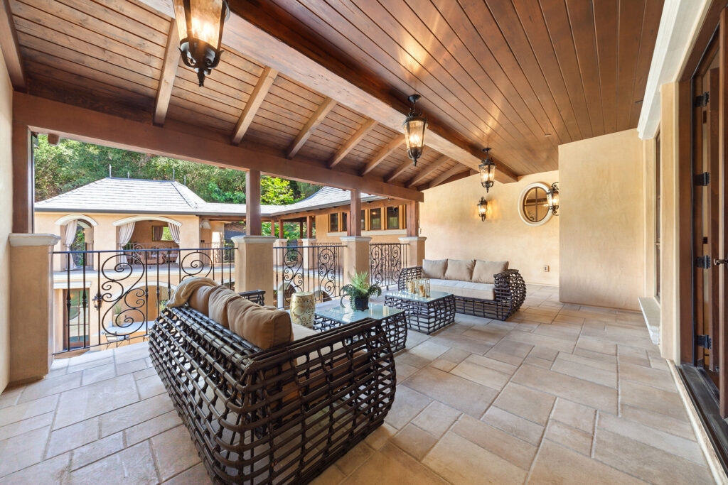The Home in Studio City is one of a kind compound designed with the highest level of form and function in mind now available for sale. This home located at 3911 Oeste Ave, Studio City, California