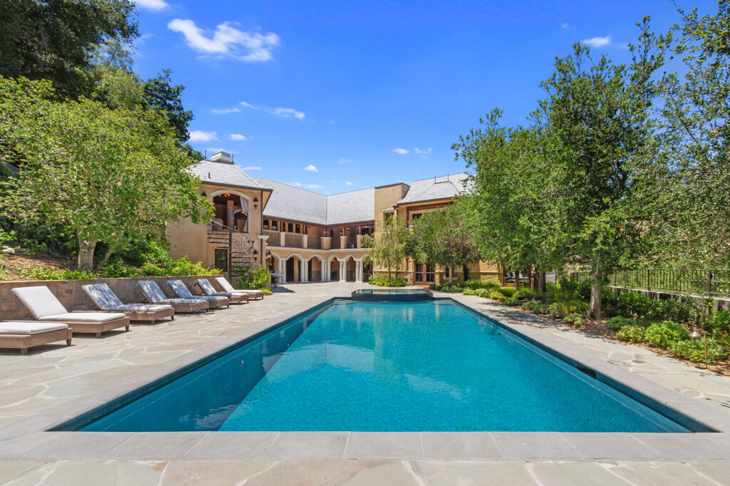 The Home in Studio City is one of a kind compound designed with the highest level of form and function in mind now available for sale. This home located at 3911 Oeste Ave, Studio City, California