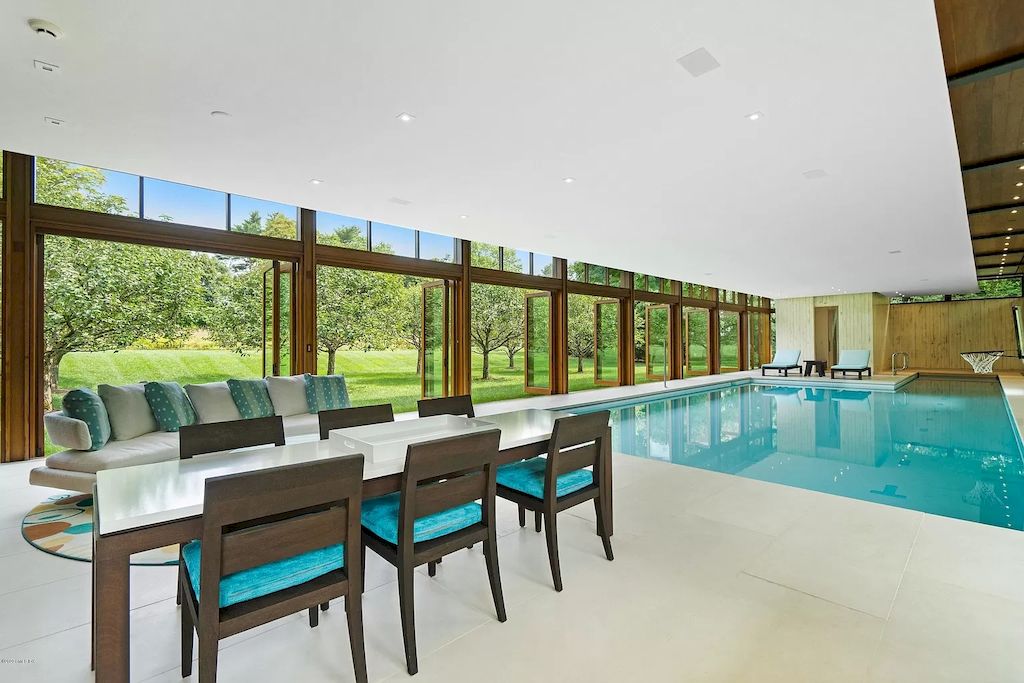The Home in Connecticut is a luxurious home which is harmoniously combines modern and tradition aesthetics while using the finest materials and workmanship now available for sale. This home located at 15 Dairy Rd, Greenwich, Connecticut; offering 07 bedrooms and 13 bathrooms with 16,359 square feet of living spaces.