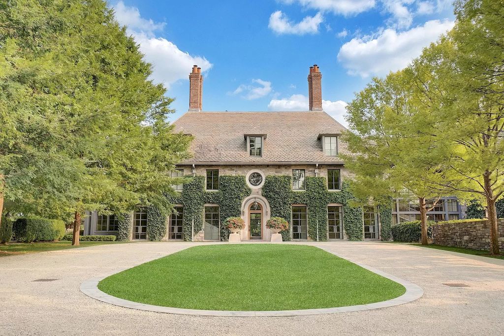 The Home in Connecticut is a luxurious home which is harmoniously combines modern and tradition aesthetics while using the finest materials and workmanship now available for sale. This home located at 15 Dairy Rd, Greenwich, Connecticut; offering 07 bedrooms and 13 bathrooms with 16,359 square feet of living spaces.