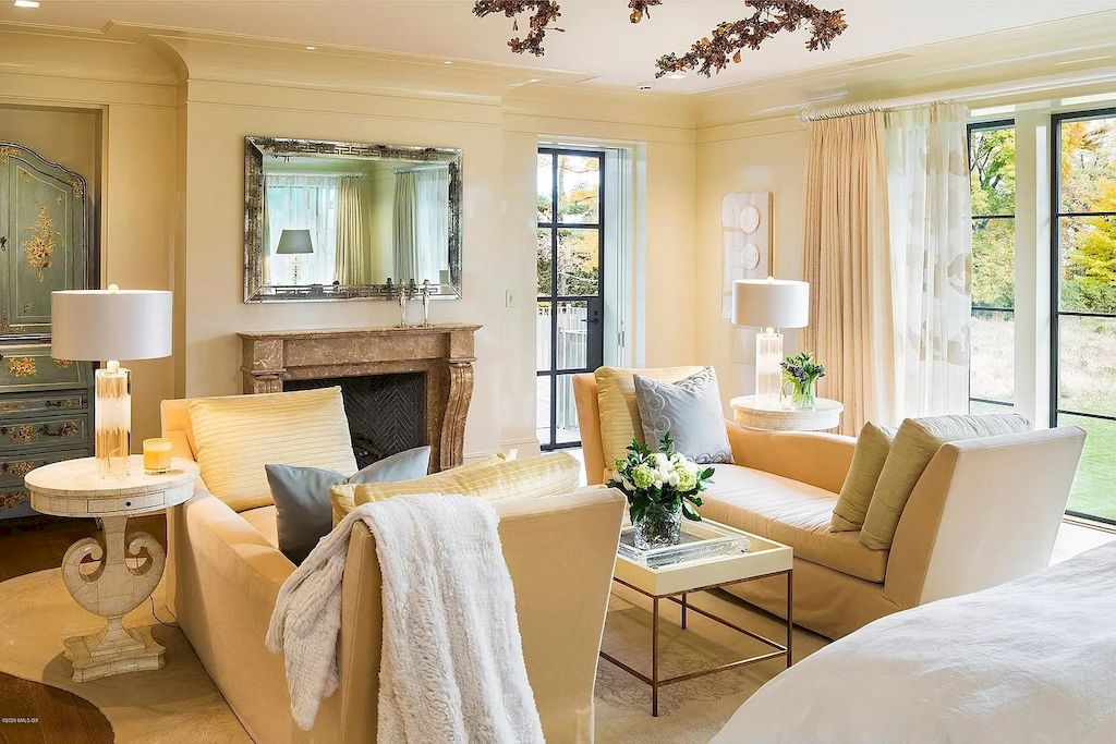 The Home in Connecticut is a luxurious home which is harmoniously combines modern and tradition aesthetics while using the finest materials and workmanship now available for sale. This home located at 15 Dairy Rd, Greenwich, Connecticut; offering 07 bedrooms and 13 bathrooms with 16,359 square feet of living spaces.