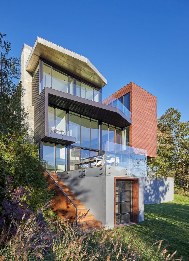 GG House highlights the beautiful landscape by Robert Gurney Architect 15