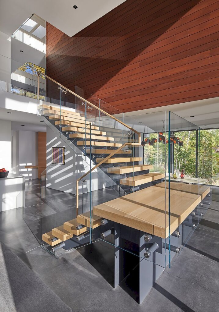 GG House highlights the beautiful landscape by Robert Gurney Architect 21