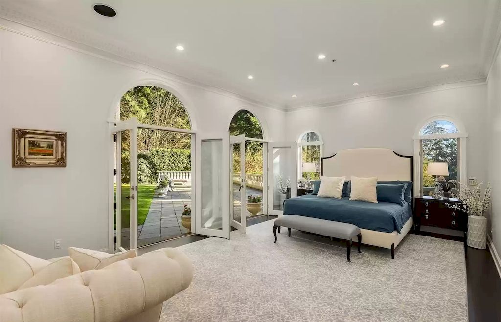 The Estate in Washington is a luxurious home offering impeccable indoor-outdoor flow and unparalleled privacy now available for sale. This home located at 190 NW Madrona Lane, Shoreline, Washington; offering 05 bedrooms and 07 bathrooms with 8,023 square feet of living spaces. 