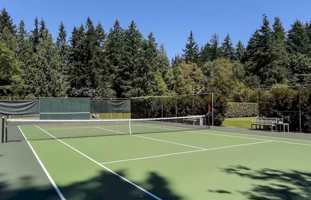The Estate in Washington is a luxurious home offering impeccable indoor-outdoor flow and unparalleled privacy now available for sale. This home located at 190 NW Madrona Lane, Shoreline, Washington; offering 05 bedrooms and 07 bathrooms with 8,023 square feet of living spaces. 