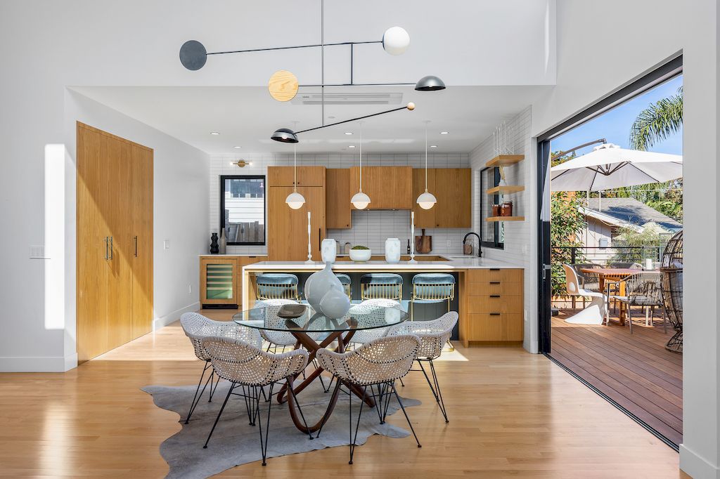 Impeccably Designed 605 Cornish House by Brett Farrow Architect 6