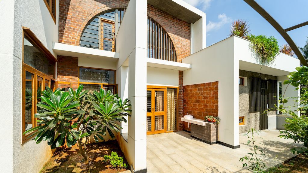 Rooted House a simple yet bold aesthetic in India by Triple O Studio 11