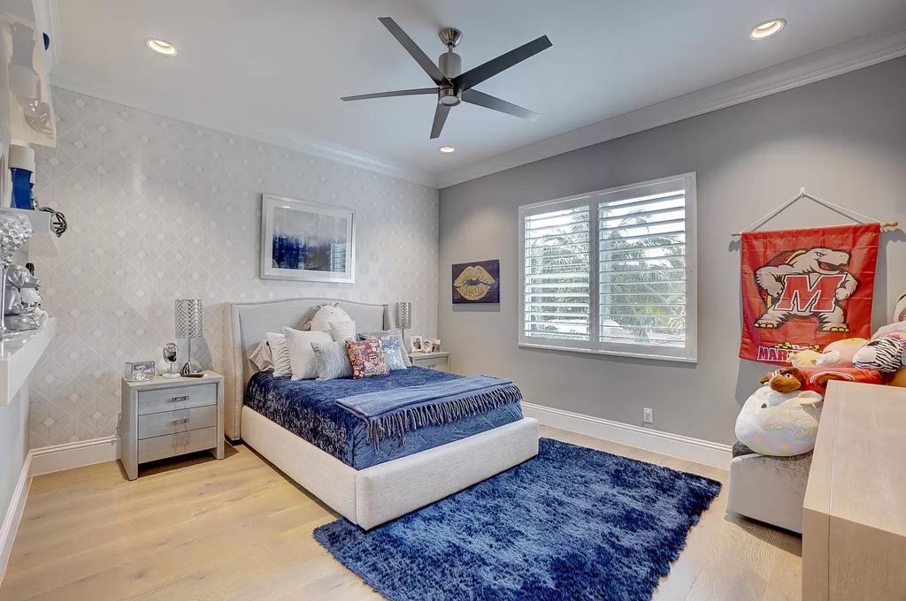 The Home in Boca Raton is a spacious transitional property located in the heart of Boca Raton's most desirable downtown area now available for sale. This home located at 299 NE 6th St, Boca Raton, Florida;