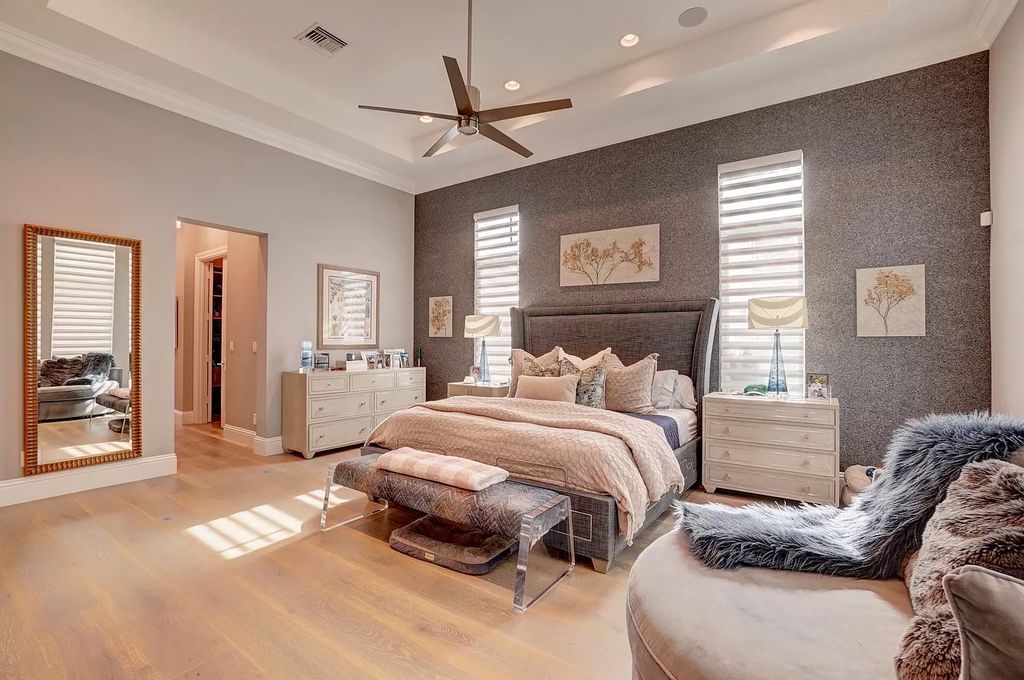 The Home in Boca Raton is a spacious transitional property located in the heart of Boca Raton's most desirable downtown area now available for sale. This home located at 299 NE 6th St, Boca Raton, Florida;