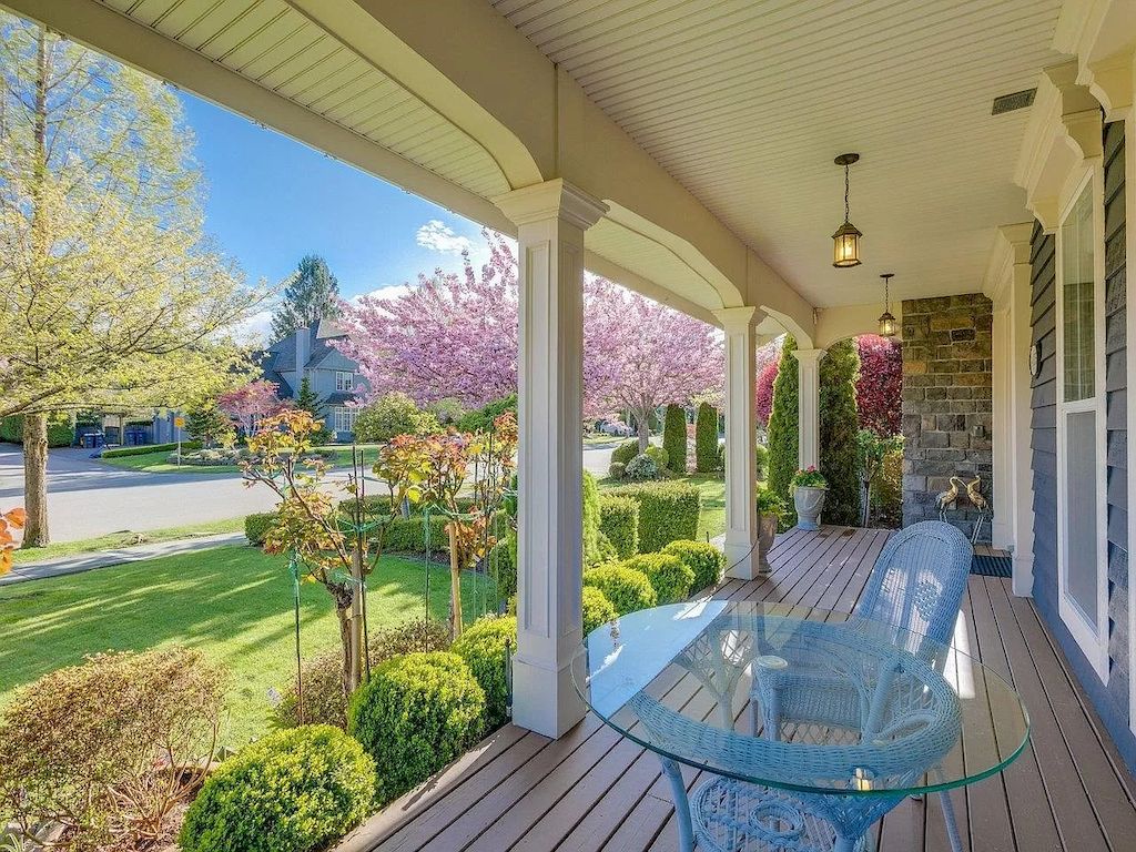 The Home in Surrey is a cozy home which incorporates modern features and design elements, now available for sale. This home located at 14025 30th Ave, Surrey, BC V4P 2N3, Canada