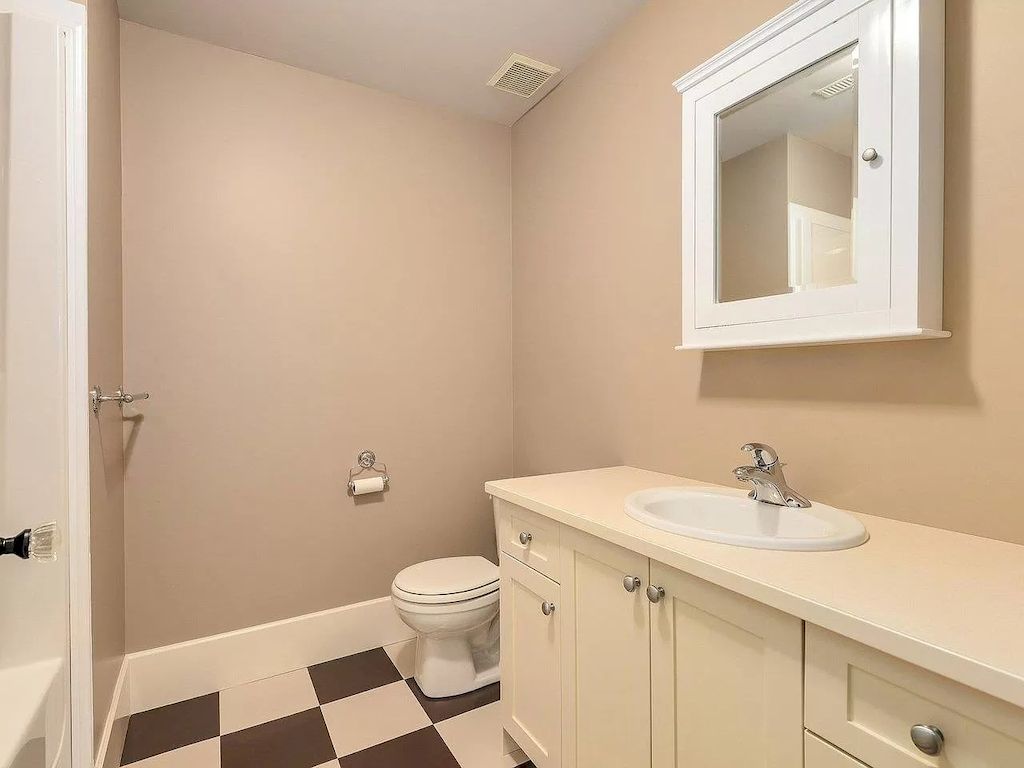 The Home in Surrey is a cozy home which incorporates modern features and design elements, now available for sale. This home located at 14025 30th Ave, Surrey, BC V4P 2N3, Canada