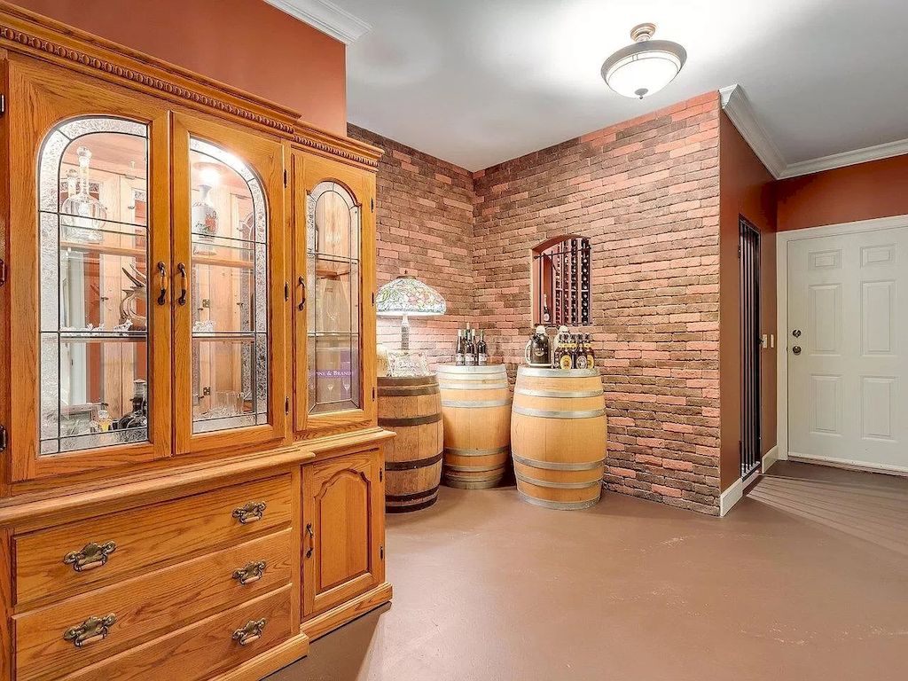 The Home in Surrey is a cozy home which incorporates modern features and design elements, now available for sale. This home located at 14025 30th Ave, Surrey, BC V4P 2N3, Canada