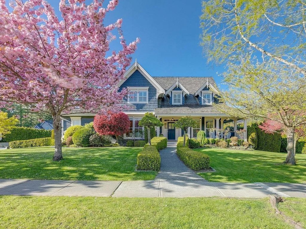 The Home in Surrey is a cozy home which incorporates modern features and design elements, now available for sale. This home located at 14025 30th Ave, Surrey, BC V4P 2N3, Canada