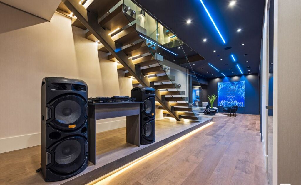 The Home in Los Angeles is an architectural triumph situated in a prestigious lower Bel Air location was built using the finest materials and utmost attention to detail now available for sale. This home located at 120 N Glenroy Ave, Los Angeles, California