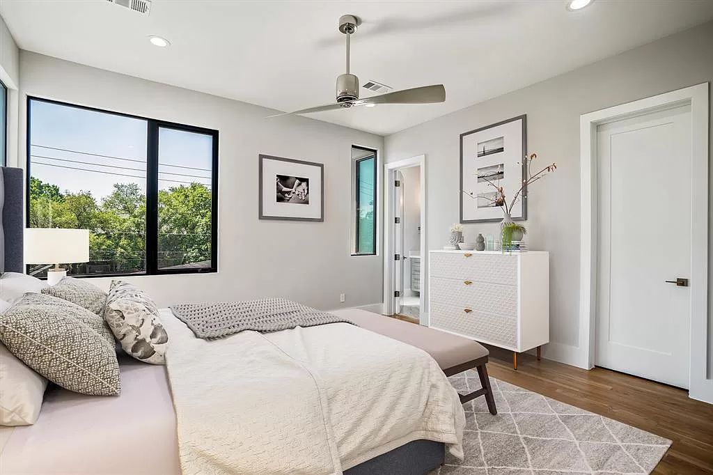 The Home in Houston is a stunning residence offers panoramic views and full indoor outdoor living for enjoyment now available for sale. This home located at 6210 Memorial Dr, Houston, Texas