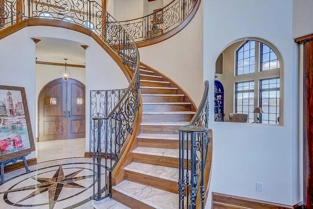 The Estate in Virginia is a luxurious home designed for impressive panoramic lake and mountains views from every corner now available for sale. This home located at 331 Blue Heron Dr, Wirtz, Virginia; offering 05 bedrooms and 05 bathrooms with 7,000 square feet of living spaces.