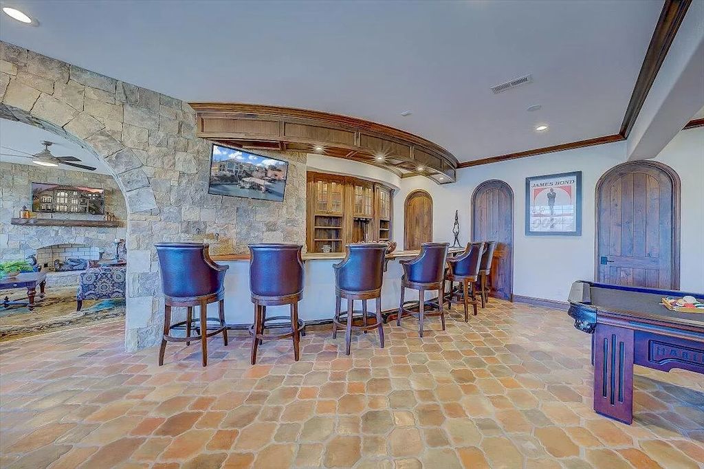 The Estate in Virginia is a luxurious home designed for impressive panoramic lake and mountains views from every corner now available for sale. This home located at 331 Blue Heron Dr, Wirtz, Virginia; offering 05 bedrooms and 05 bathrooms with 7,000 square feet of living spaces.