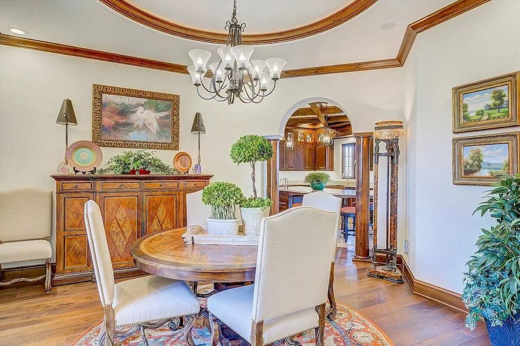 The Estate in Virginia is a luxurious home designed for impressive panoramic lake and mountains views from every corner now available for sale. This home located at 331 Blue Heron Dr, Wirtz, Virginia; offering 05 bedrooms and 05 bathrooms with 7,000 square feet of living spaces.