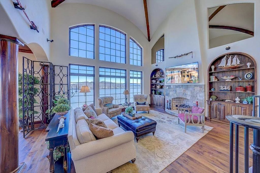 The Estate in Virginia is a luxurious home designed for impressive panoramic lake and mountains views from every corner now available for sale. This home located at 331 Blue Heron Dr, Wirtz, Virginia; offering 05 bedrooms and 05 bathrooms with 7,000 square feet of living spaces.