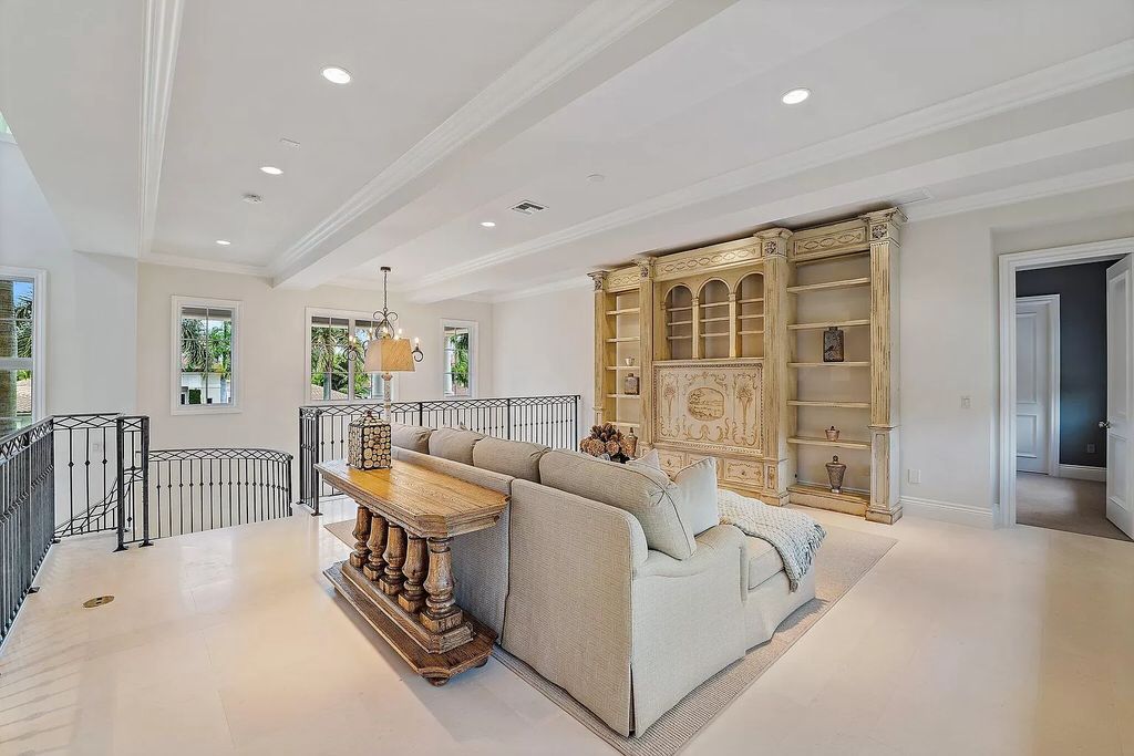 The Home in Palm Beach Gardens is a signature custom estate with amazing views and outdoor entertainment areas now available for sale. This house located at 11770 Calleta Ct, Palm Beach Gardens, Florida