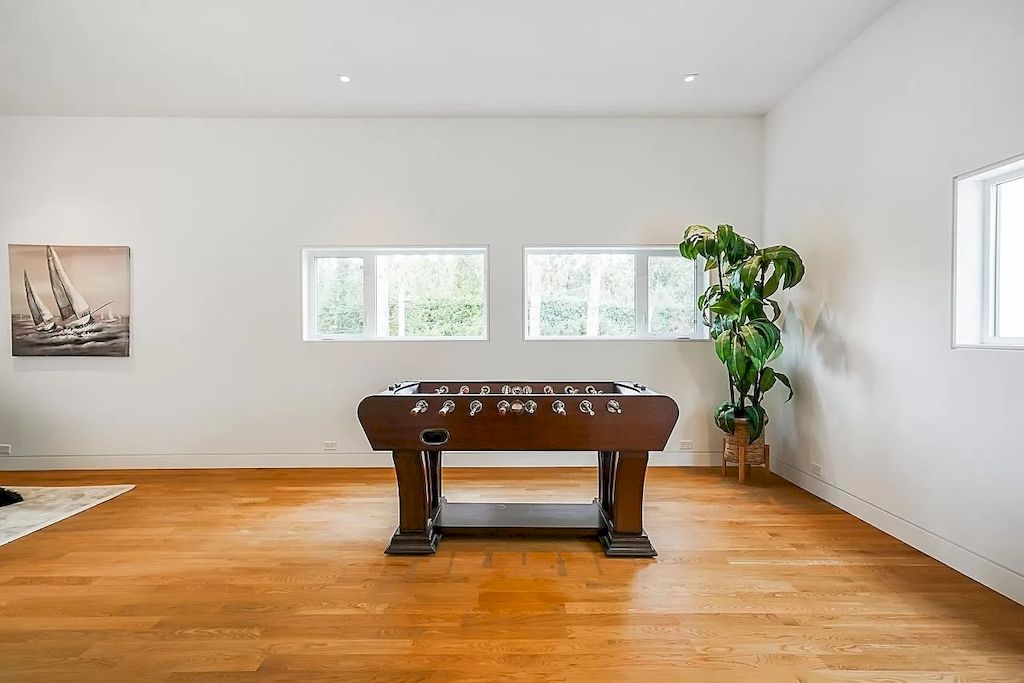The House in Langley is nestled on a quiet dead-end street in desirable Salmon River & still close to all amenities & schools, now available for sale. This home located at 24408 50th Ave, Langley, BC V2Z 1E6, Canada
