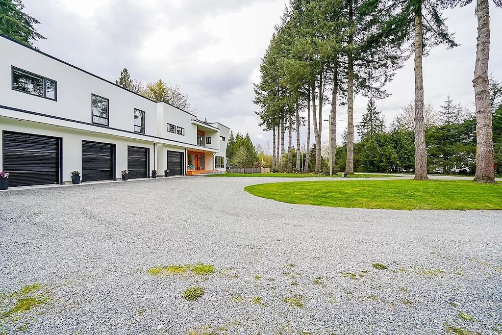 The House in Langley is nestled on a quiet dead-end street in desirable Salmon River & still close to all amenities & schools, now available for sale. This home located at 24408 50th Ave, Langley, BC V2Z 1E6, Canada