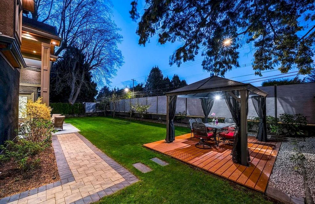The House in Richmond has spacious living spaces and top line of workmanship and materials, now available for sale. This home located at 7980 Goldstream Pl, Richmond, BC V7A 1L7, Canada