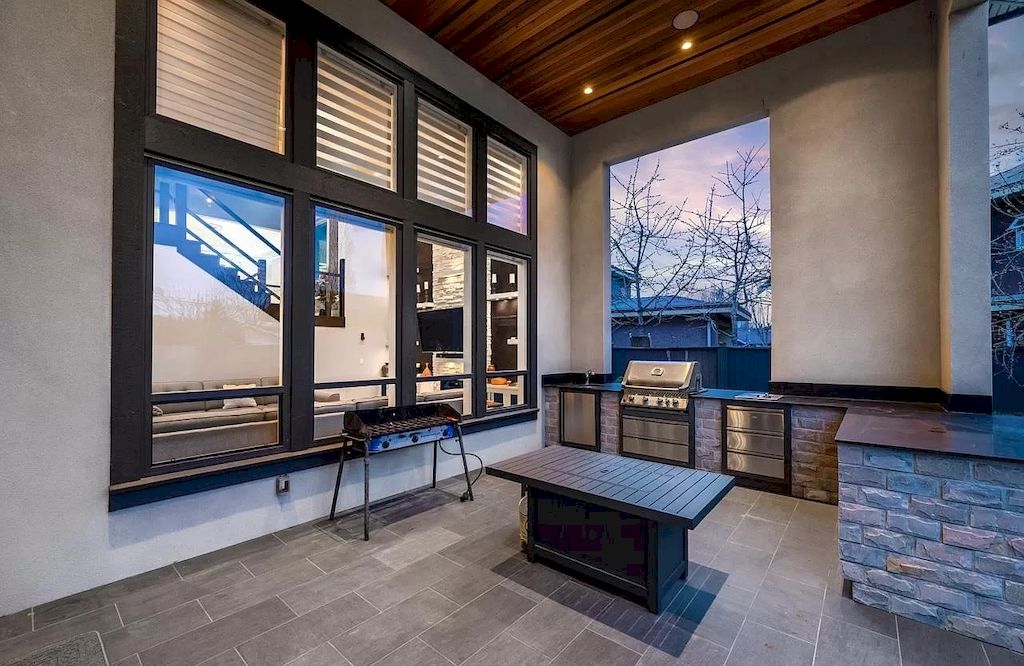 The House in Richmond is a unique and luxurious home with absolutely superb craftsmanship & finishing, now available for sale. This home located at 10691 Dennis Cres, Richmond, BC V7A 3S2, Canada