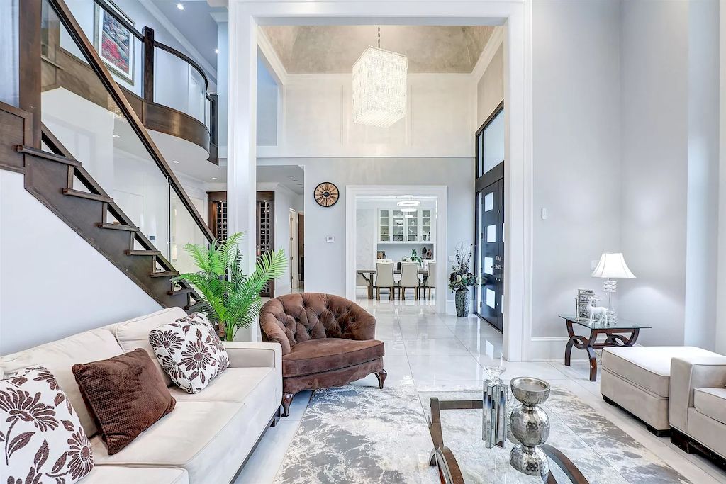 The House in Richmond is a unique and luxurious home with absolutely superb craftsmanship & finishing, now available for sale. This home located at 10691 Dennis Cres, Richmond, BC V7A 3S2, Canada