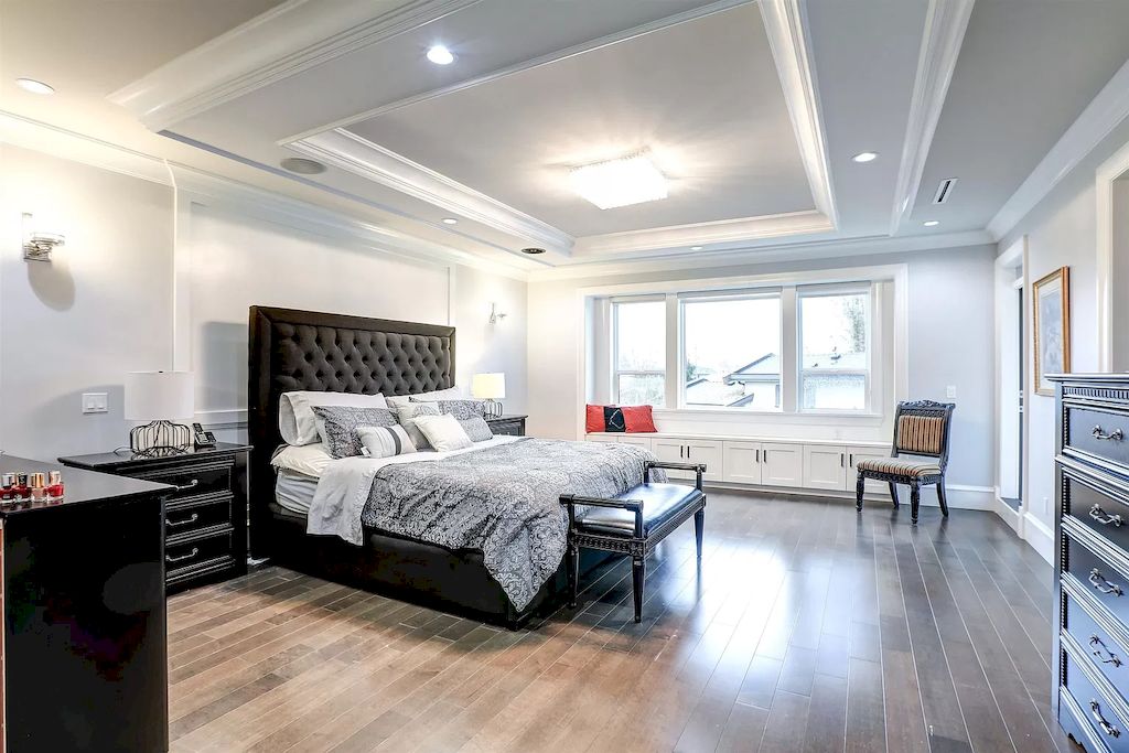 The House in Richmond is a unique and luxurious home with absolutely superb craftsmanship & finishing, now available for sale. This home located at 10691 Dennis Cres, Richmond, BC V7A 3S2, Canada