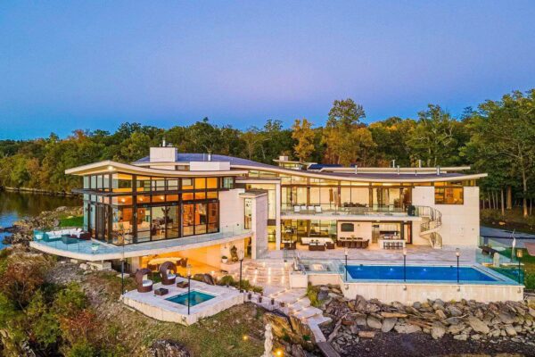 The Unreplicable Icon: The Hudson Valley’s Ultimate Waterfront Masterpiece Asks for $11,250,000