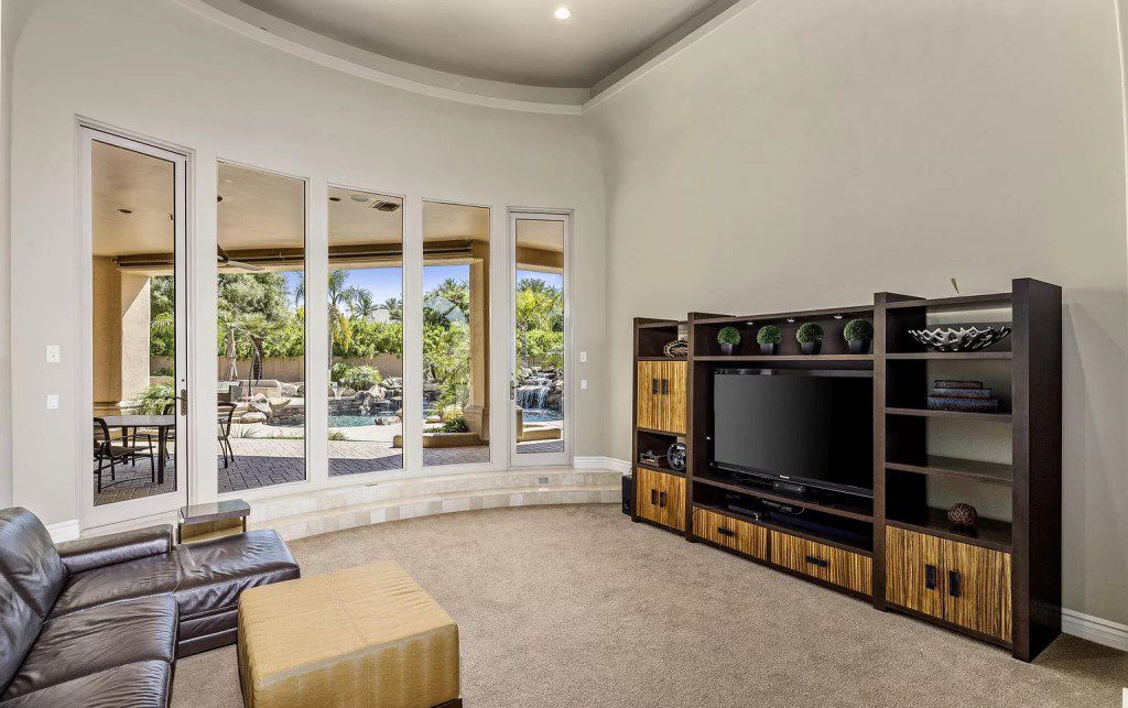 Elegant Paradise Valley estate offers  breathtaking mountain views for Sale at $4,000,000