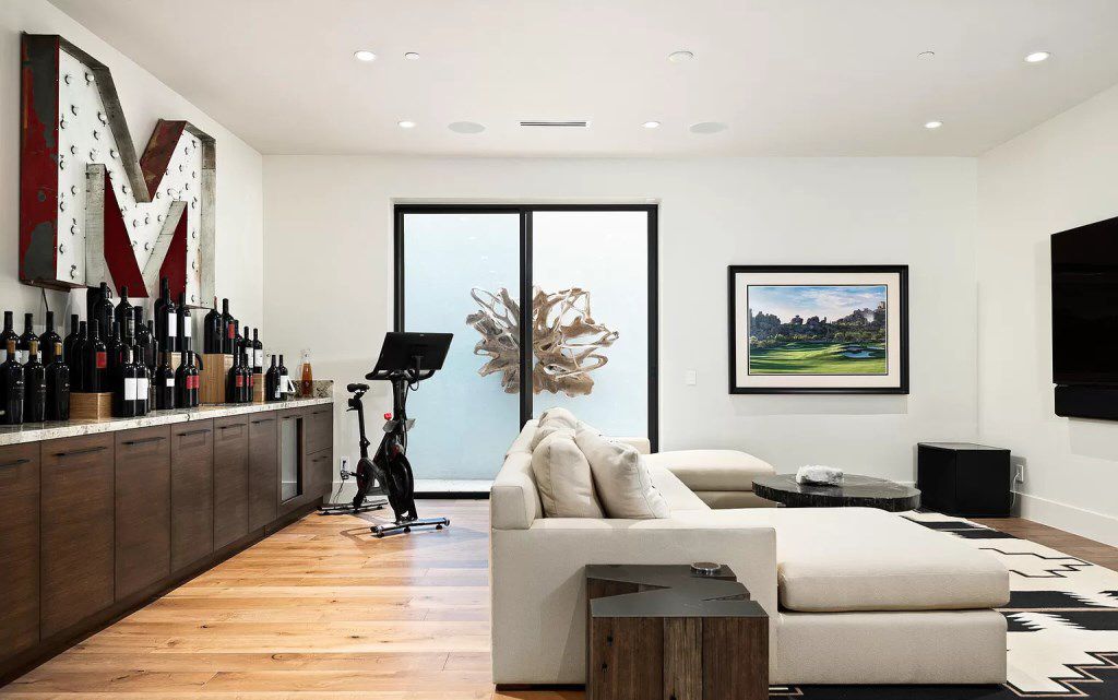 New Streamline Contemporary Home in Arizona hits Market for $4,995,000