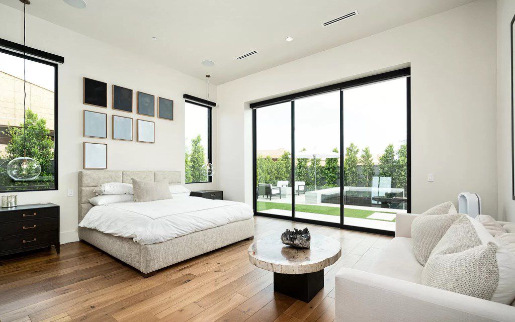 New Streamline Contemporary Home in Arizona hits Market for $4,995,000